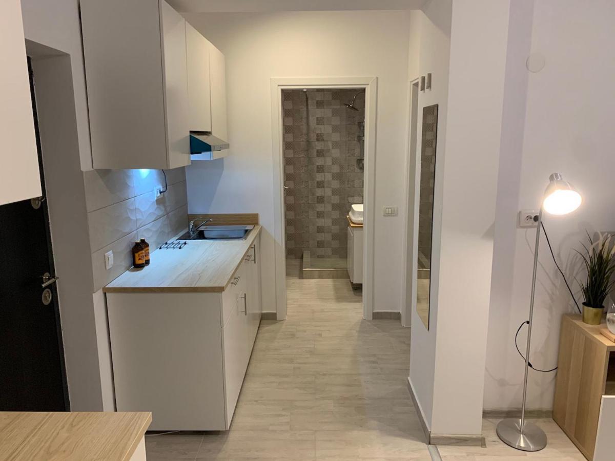 Ray Luxury Close To Presidential Palace Apartment