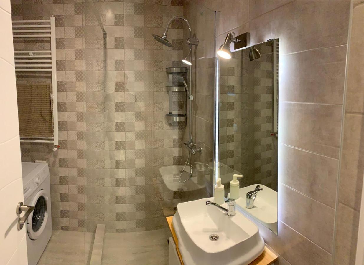 Ray Luxury Close To Presidential Palace Apartment *